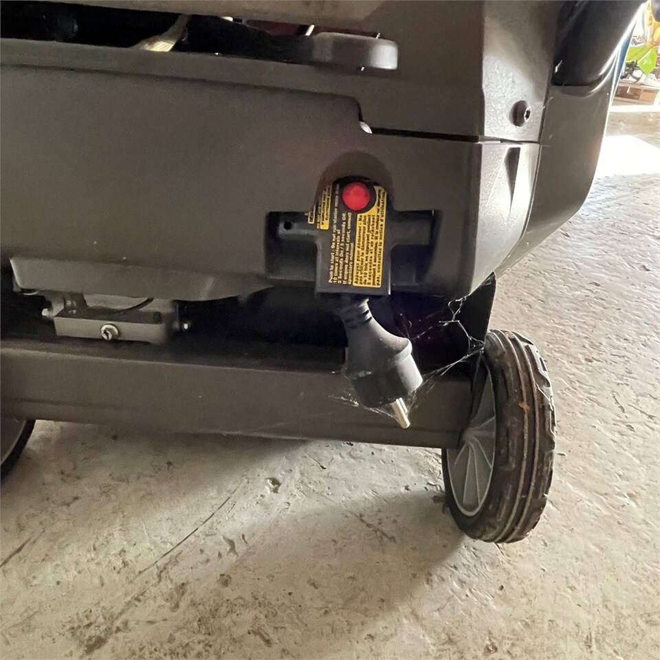 园林设备 Husqvarna ST 121 E:图11 园林设备 Husqvarna ST 121 E:图11