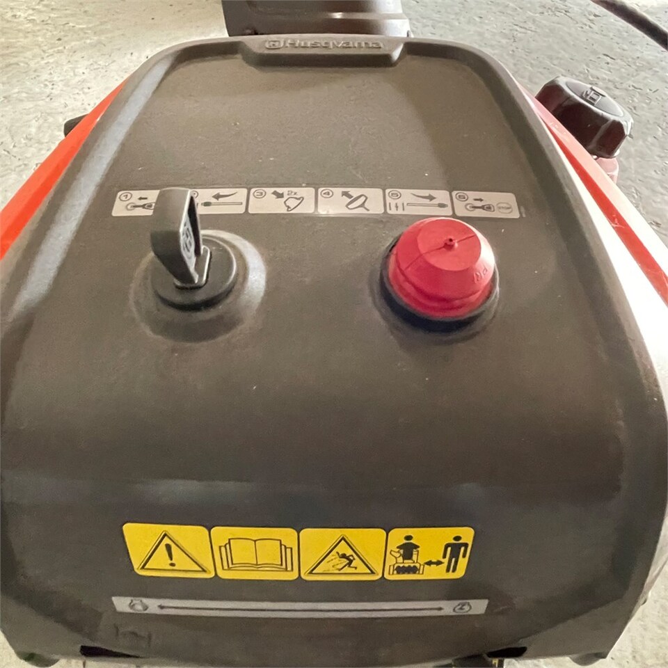 园林设备 Husqvarna ST 121 E:图9 园林设备 Husqvarna ST 121 E:图9