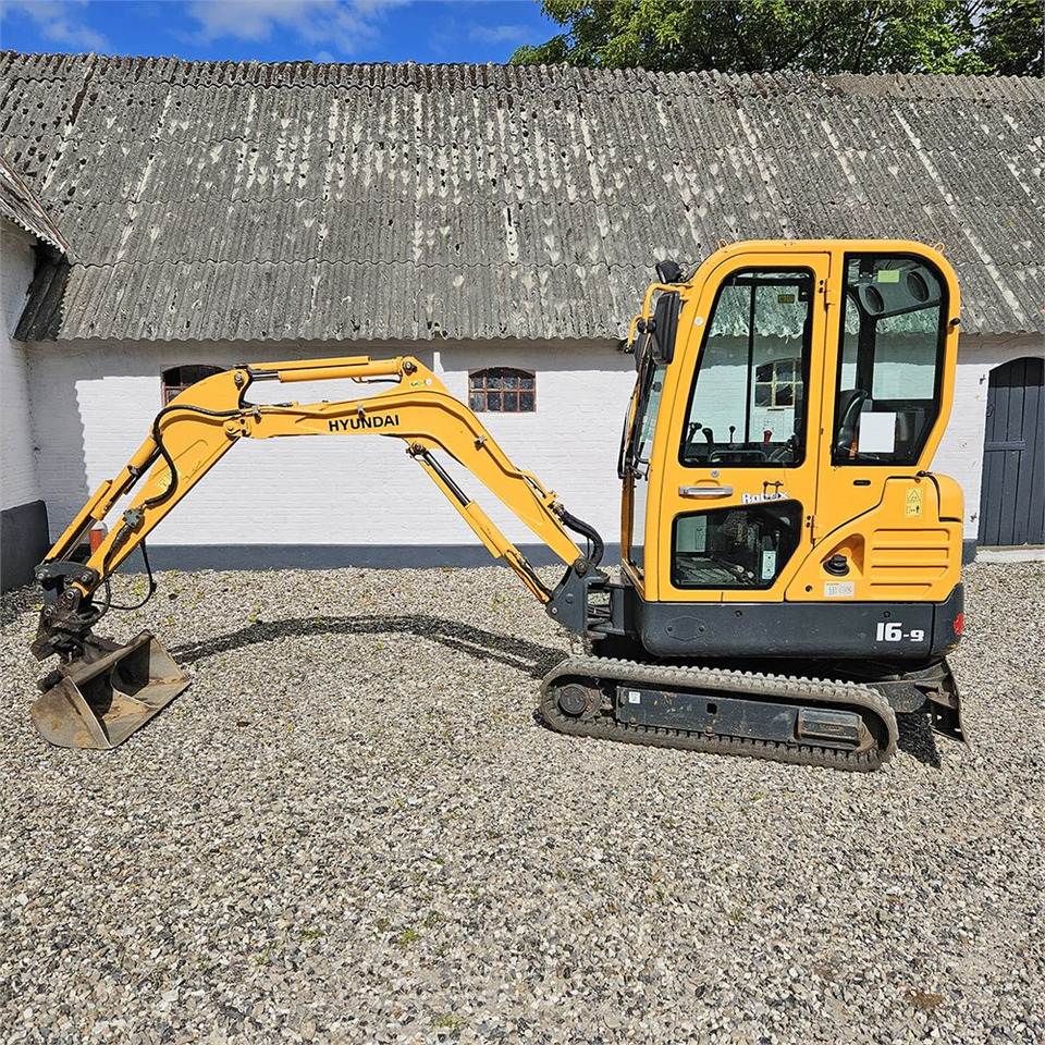 Hyundai Robex 16-9 - 小型挖掘机:图1 Hyundai Robex 16-9 - 小型挖掘机:图1