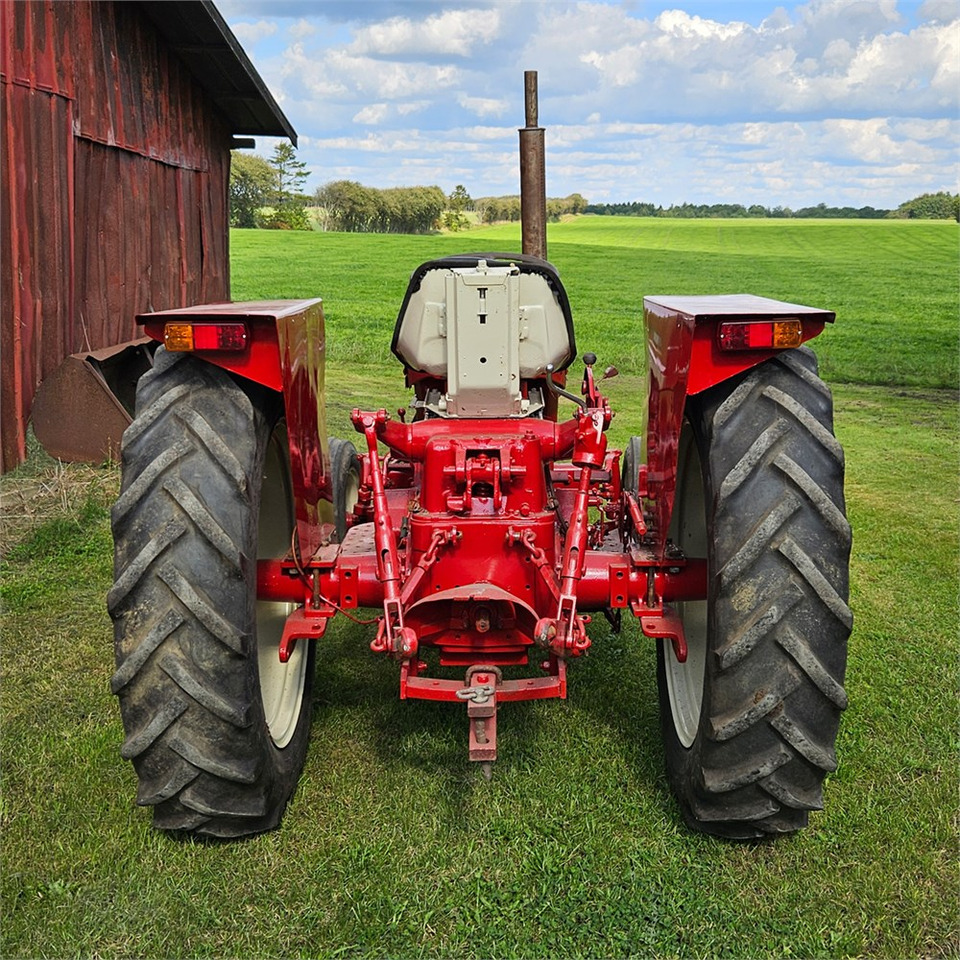 IH 444 - 拖拉机:图5 IH 444 - 拖拉机:图5