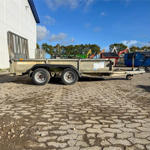 Ifor Williams 6 - 汽车拖车:图1 Ifor Williams 6 - 汽车拖车:图1