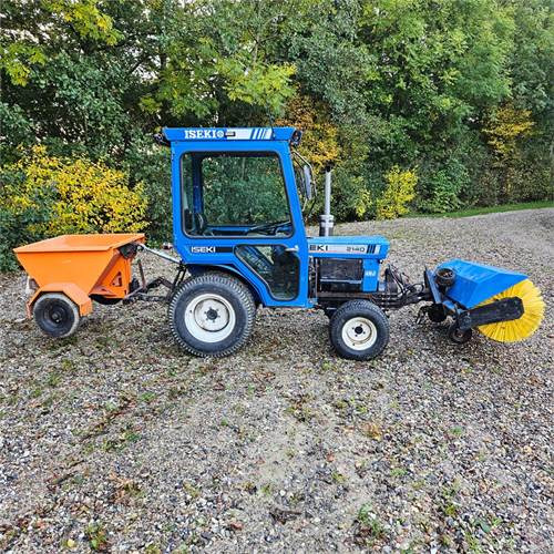 Iseki 2140 - 市政牵引车:图3 Iseki 2140 - 市政牵引车:图3