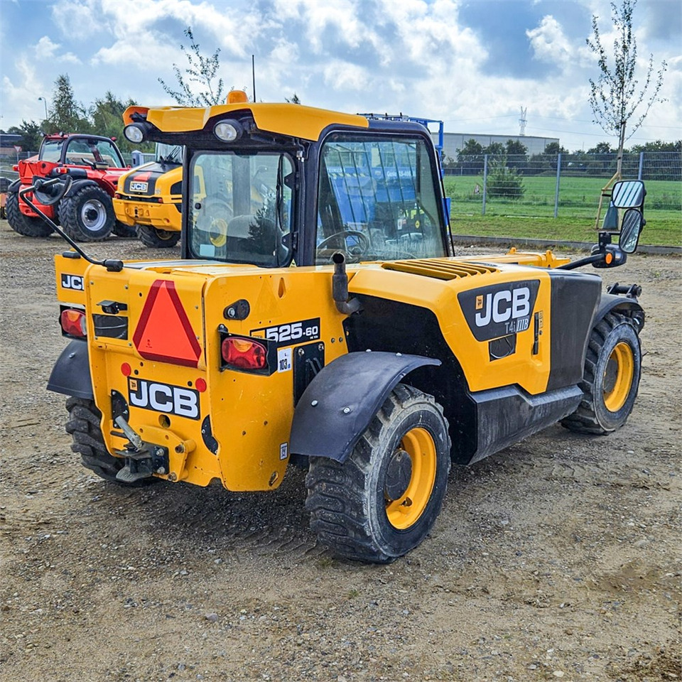 JCB 525-60T4 - 伸缩臂叉装车:图5 JCB 525-60T4 - 伸缩臂叉装车:图5