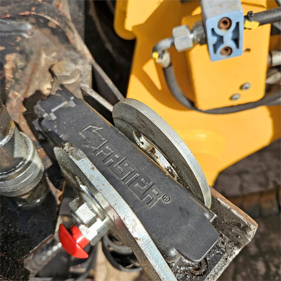 轮式装载机 JCB TM310：图31