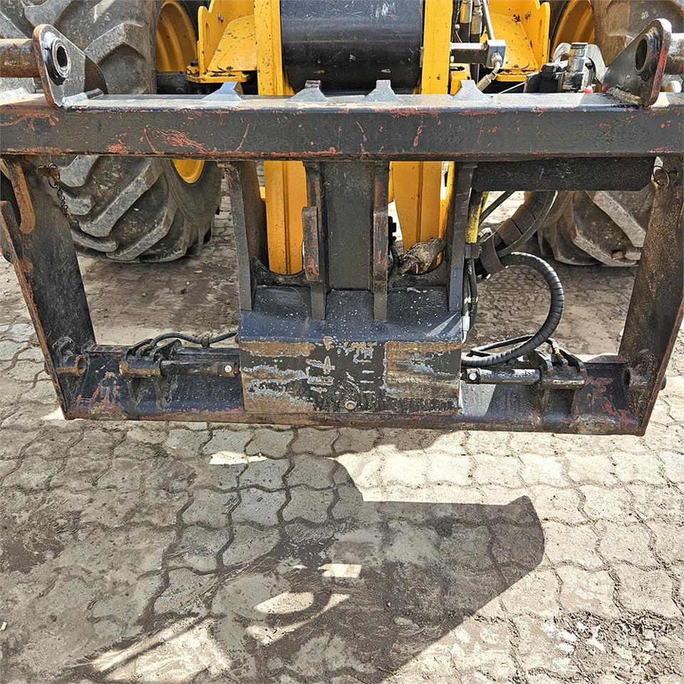 轮式装载机 JCB TM310：图32