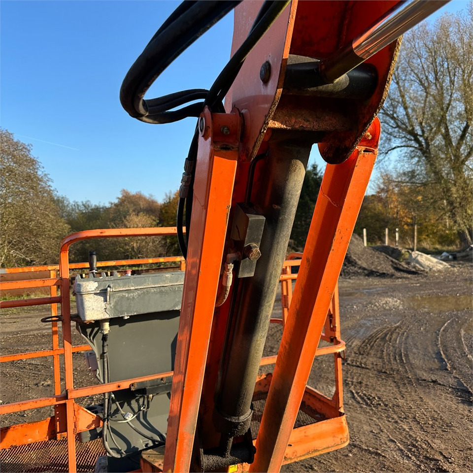 伸缩臂 JLG 460 SJ：图21