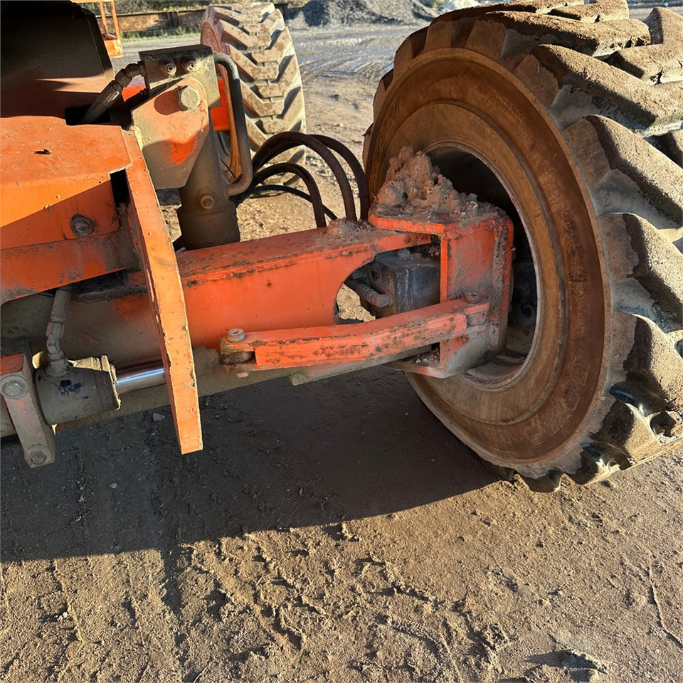 伸缩臂 JLG 460 SJ：图35