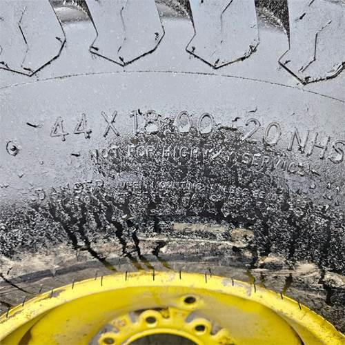 John Deere 2 styk - 拖拉机:图3 John Deere 2 styk - 拖拉机:图3