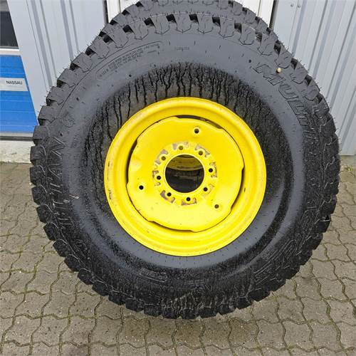 John Deere 2 styk - 拖拉机:图1 John Deere 2 styk - 拖拉机:图1