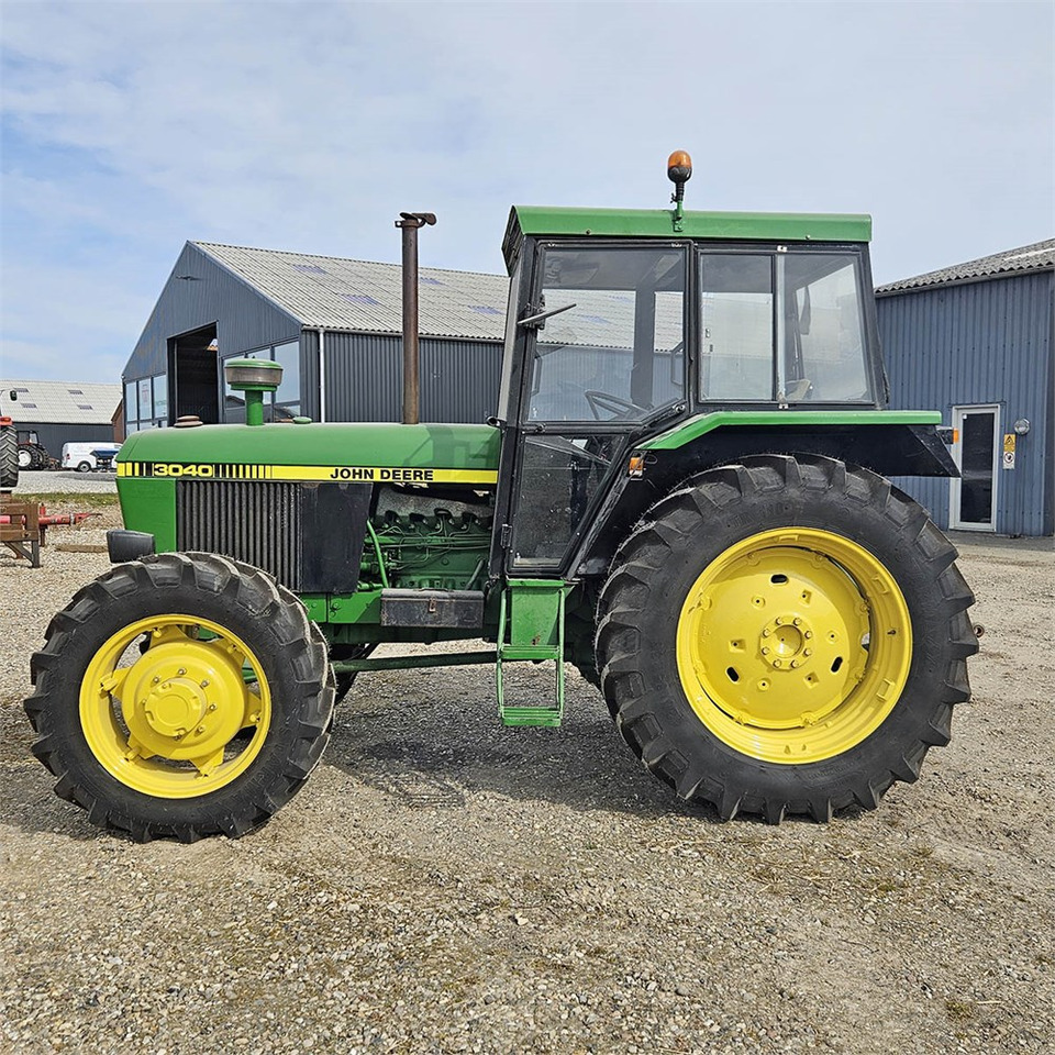 John Deere 3040 - 拖拉机:图4 John Deere 3040 - 拖拉机:图4