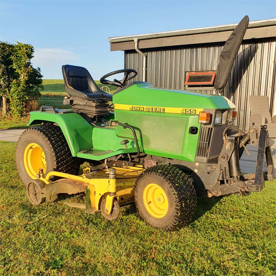 John Deere 455 - 园林割草机:图2 John Deere 455 - 园林割草机:图2