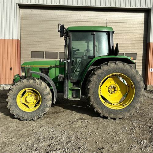 John Deere 6300 - 拖拉机:图2 John Deere 6300 - 拖拉机:图2