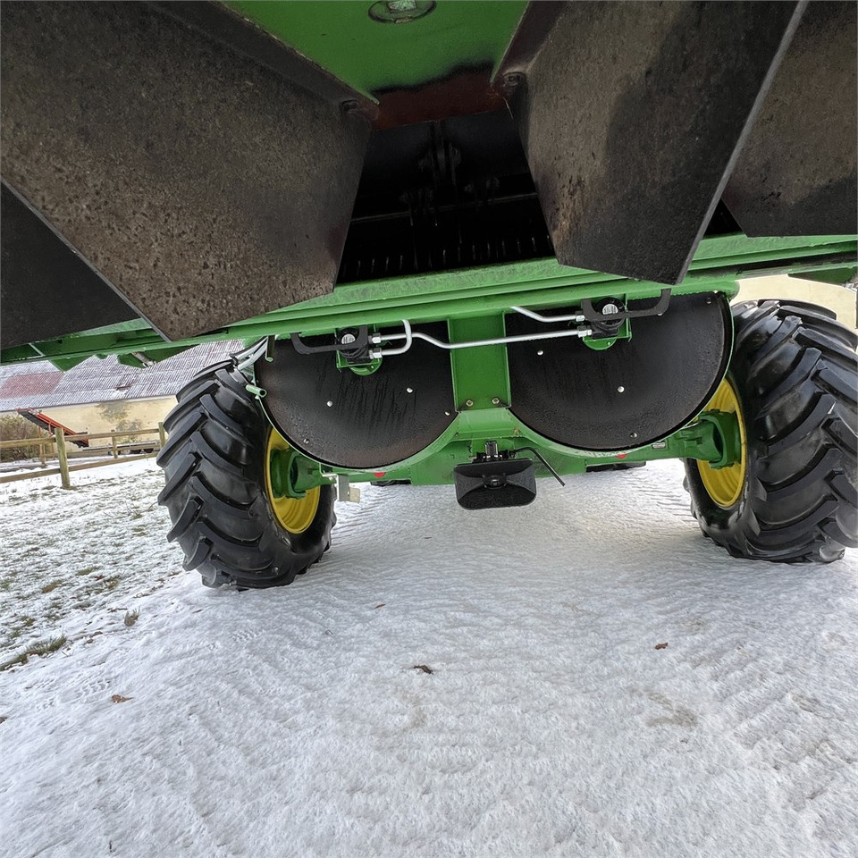 收割机 John Deere W540i：图30