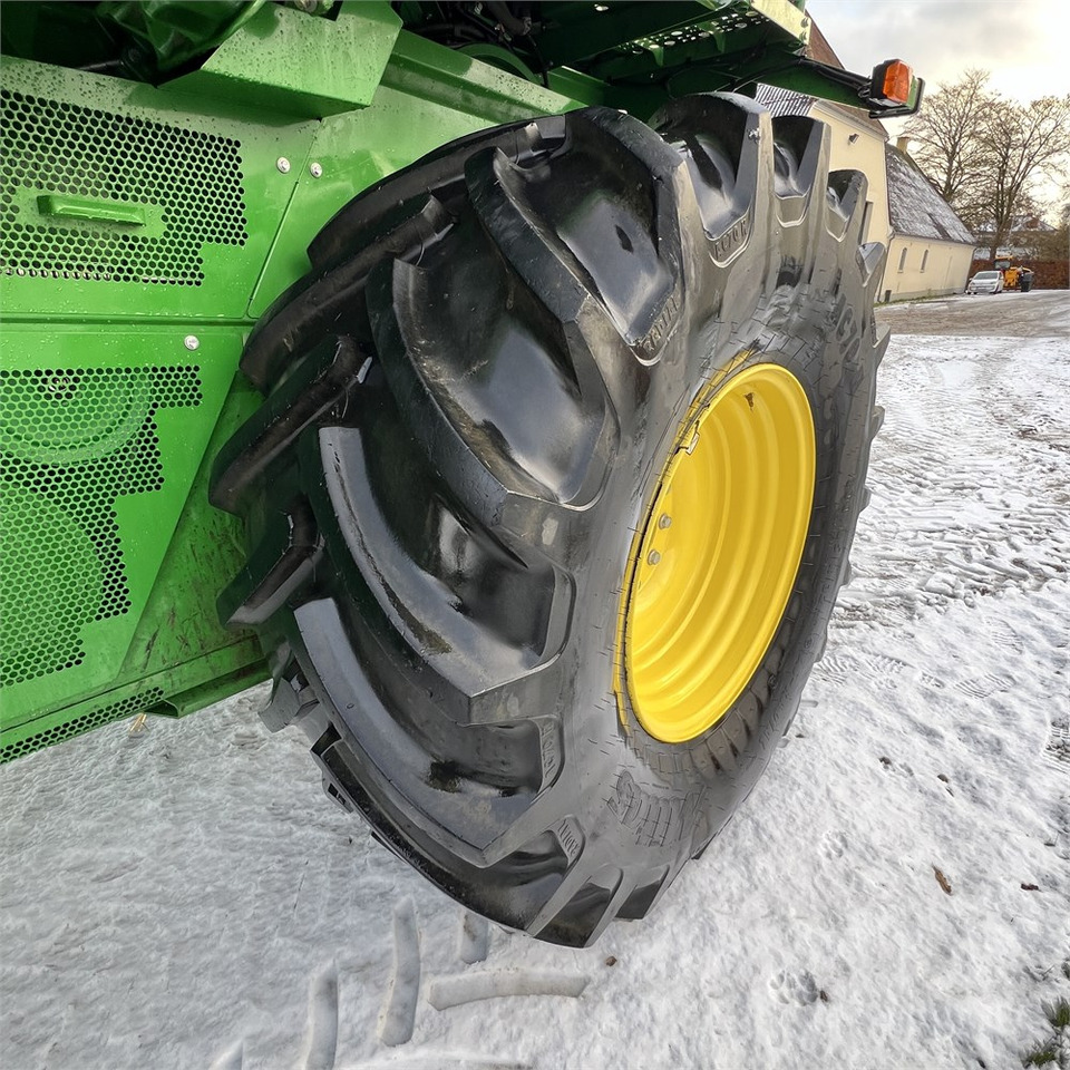 收割机 John Deere W540i：图32