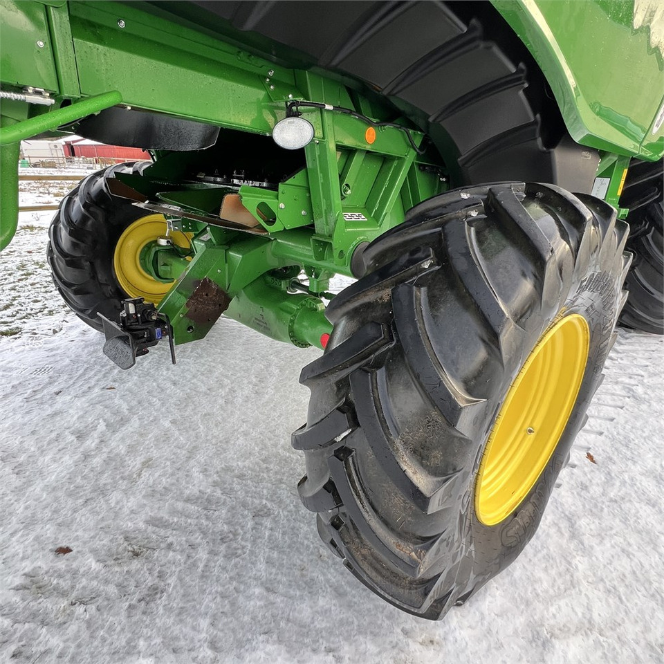 收割机 John Deere W540i：图31