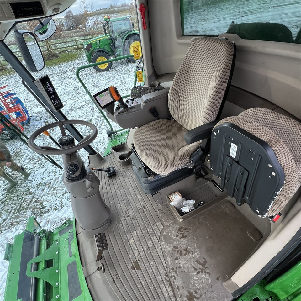 收割机 John Deere W540i：图12