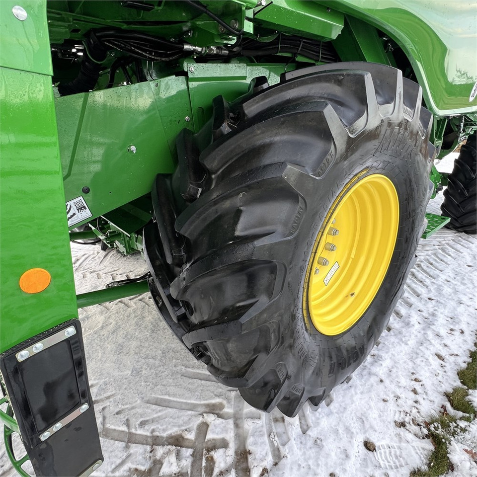 收割机 John Deere W540i：图23