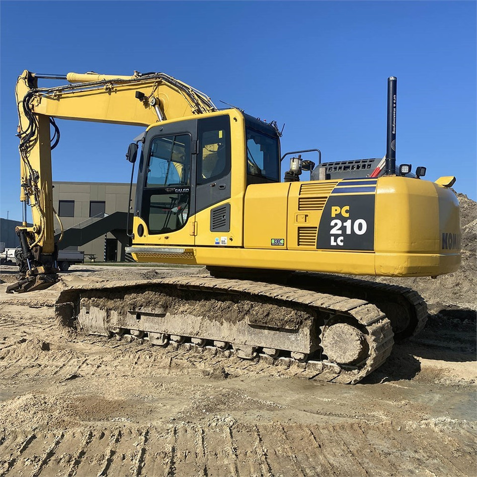 Komatsu PC210 LC-8K - 履带式挖掘机:图3 Komatsu PC210 LC-8K - 履带式挖掘机:图3