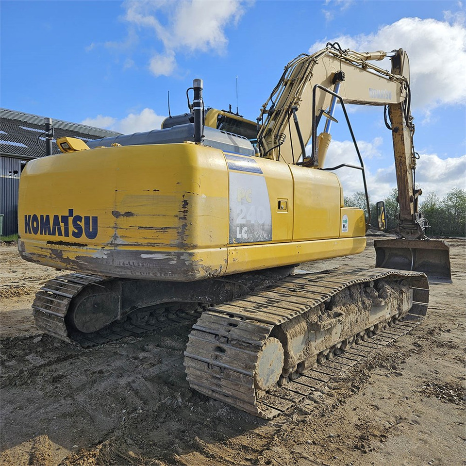 Komatsu PC240 LC-8 - 履带式挖掘机:图5 Komatsu PC240 LC-8 - 履带式挖掘机:图5