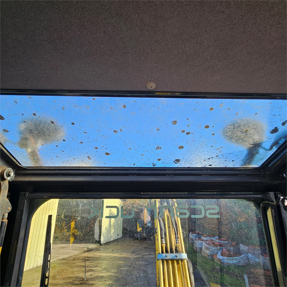 Komatsu PC35MR-3 租赁 Komatsu PC35MR-3:图23 Komatsu PC35MR-3 租赁 Komatsu PC35MR-3:图23