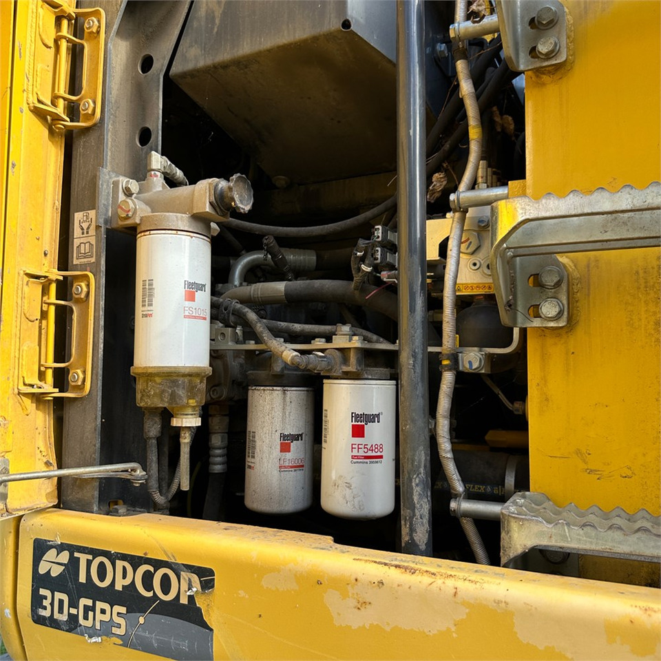 轮式挖掘机 Komatsu PW148-11：图47