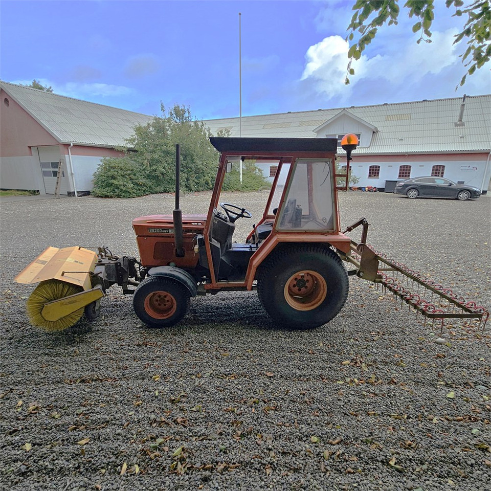 Kubota B8200 租赁 Kubota B8200：图8