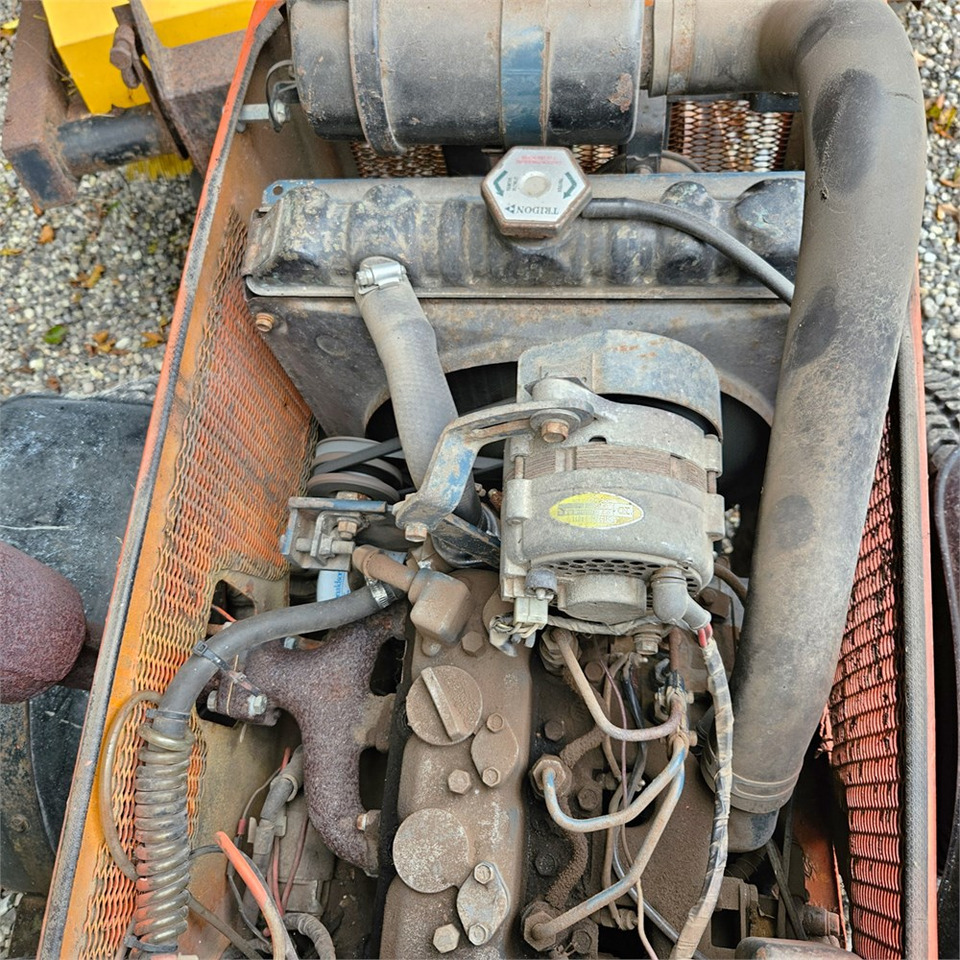 Kubota B8200 租赁 Kubota B8200：图23