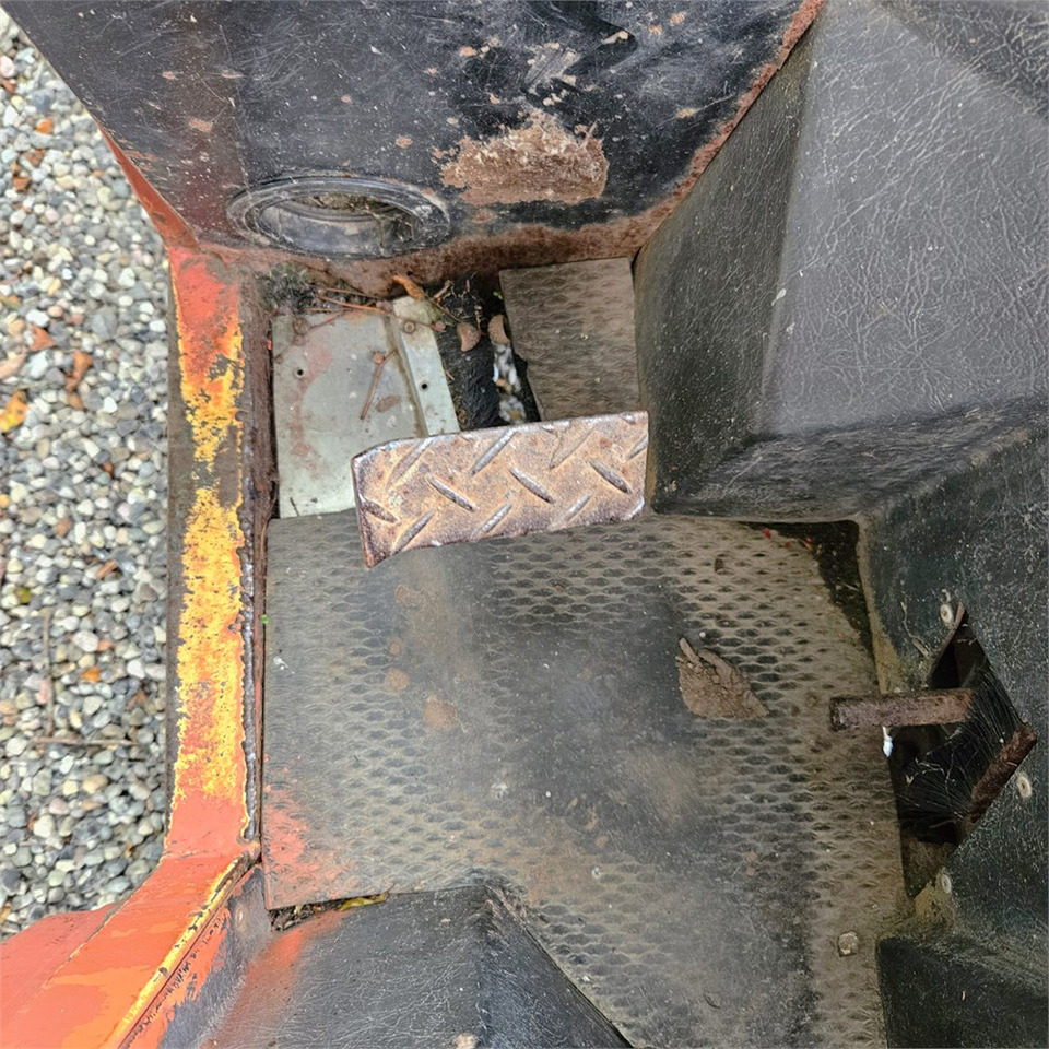 Kubota B8200 租赁 Kubota B8200：图19