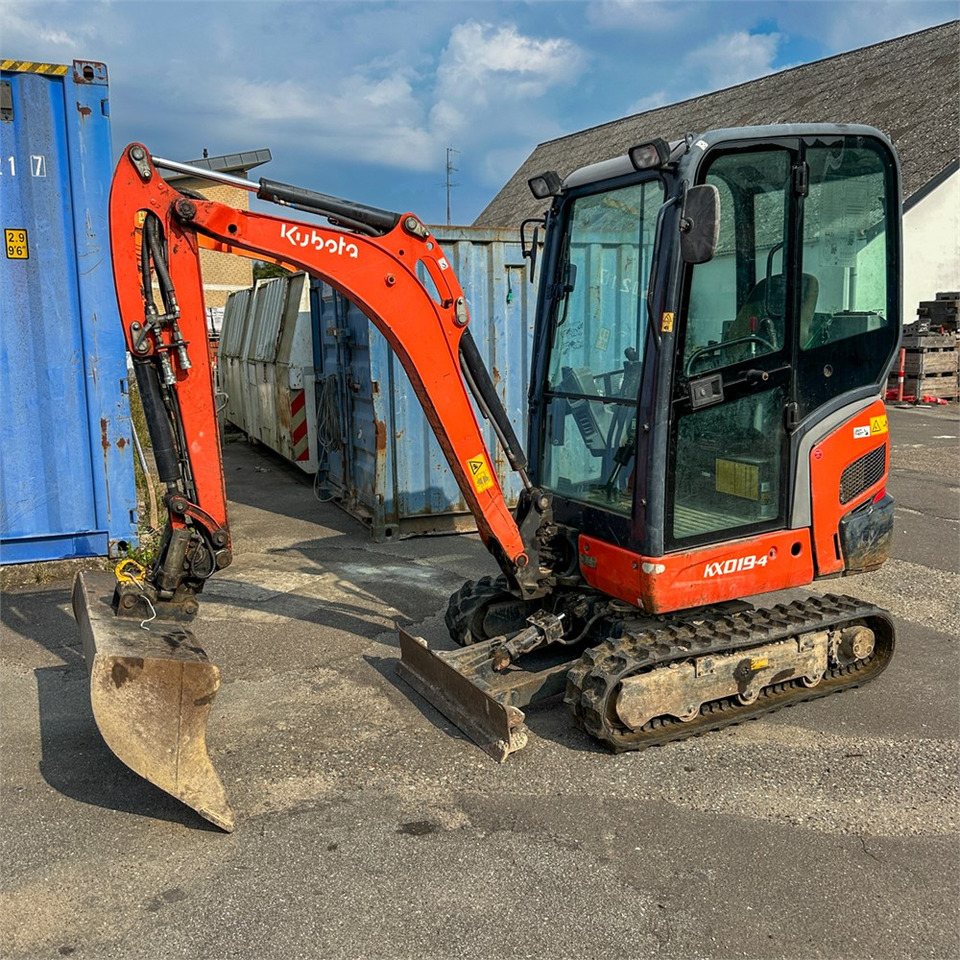 Kubota KX019-4 - 小型挖掘机:图1 Kubota KX019-4 - 小型挖掘机:图1