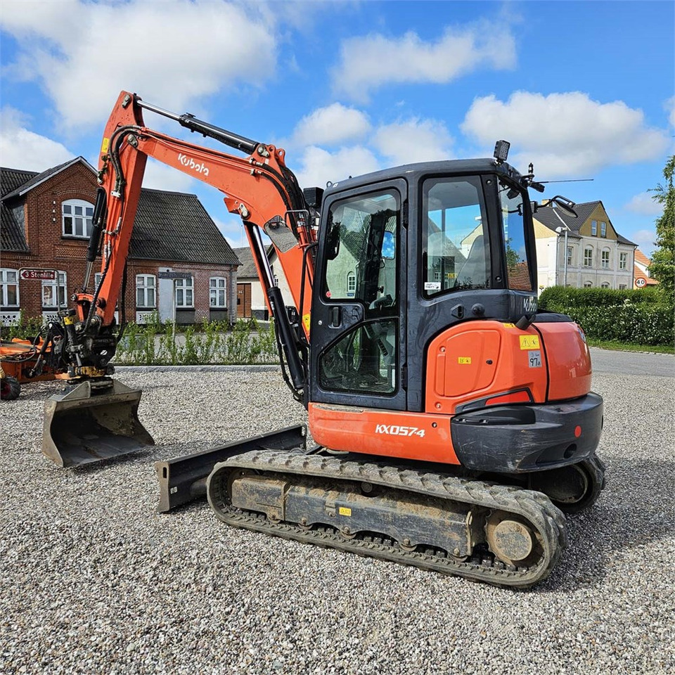 Kubota KX057-4 - 小型挖掘机:图2 Kubota KX057-4 - 小型挖掘机:图2