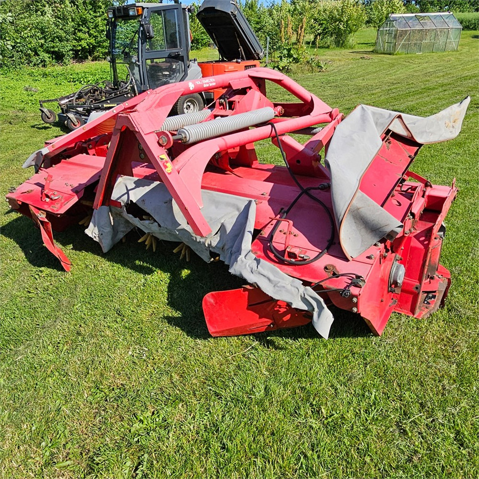 Kuhn GMD 900 - 干草和饲料设备:图3 Kuhn GMD 900 - 干草和饲料设备:图3