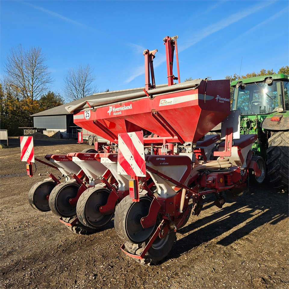 Kverneland Optima E-drive 8 - 播种设备:图3 Kverneland Optima E-drive 8 - 播种设备:图3