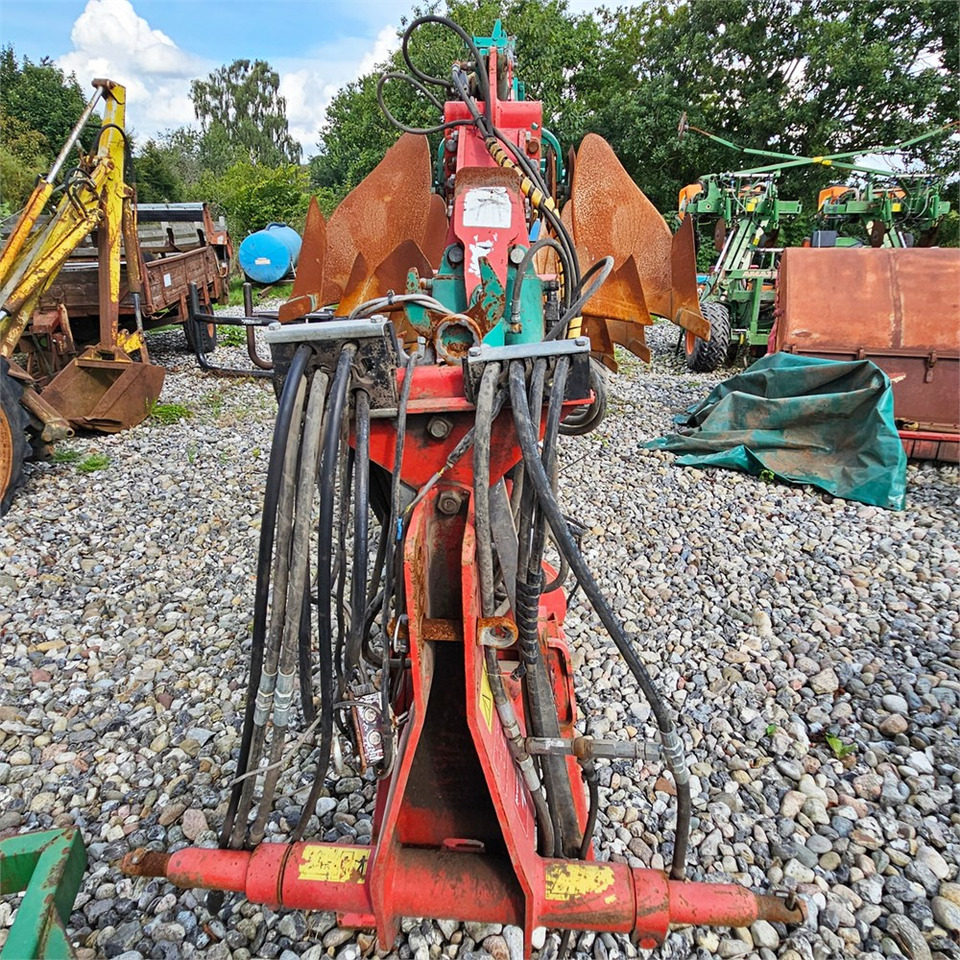 Kverneland PL 100 - 犁:图2 Kverneland PL 100 - 犁:图2