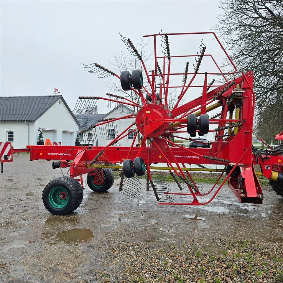 Kverneland Taarup 90150 V - 干草和饲料设备:图1 Kverneland Taarup 90150 V - 干草和饲料设备:图1