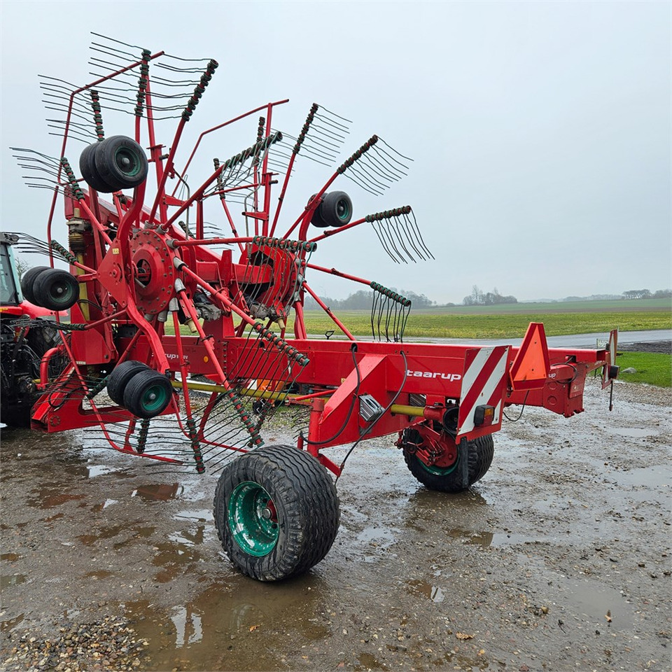 Kverneland Taarup 90150 V - 干草和饲料设备:图2 Kverneland Taarup 90150 V - 干草和饲料设备:图2