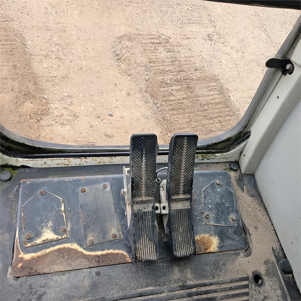 履带式挖掘机 Liebherr R900 C Litronic：图17