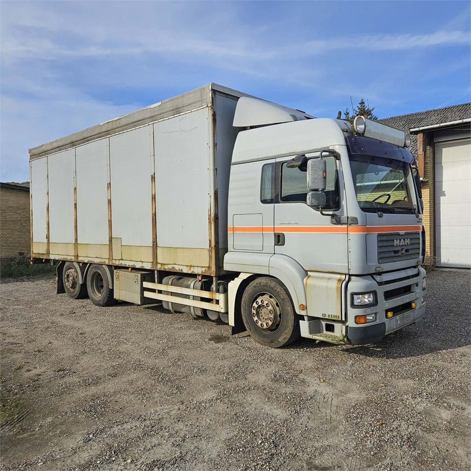 MAN Tg a 26.350 - 厢式卡车:图1 MAN Tg a 26.350 - 厢式卡车:图1