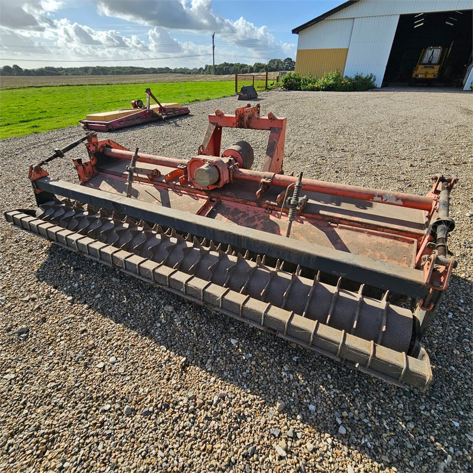Maschio CB300 - 旋耕机:图1 Maschio CB300 - 旋耕机:图1