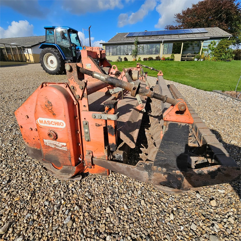 Maschio CB300 - 旋耕机:图3 Maschio CB300 - 旋耕机:图3