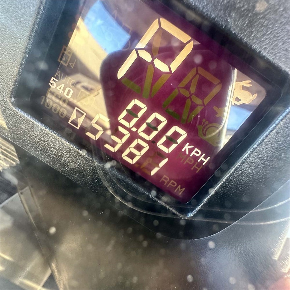 拖拉机 Massey Ferguson 6615：图20