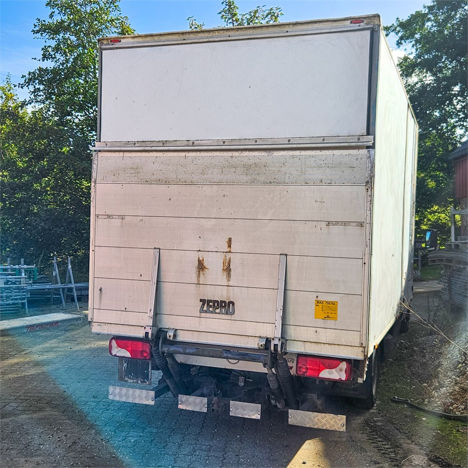 Mercedes Sprinter 515 Cdi - 厢式货车:图4 Mercedes Sprinter 515 Cdi - 厢式货车:图4