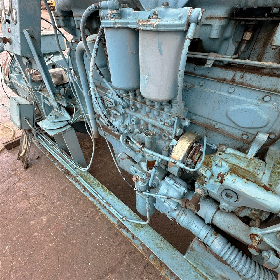 发电机组 Mercedes emergency power generator C4：图8