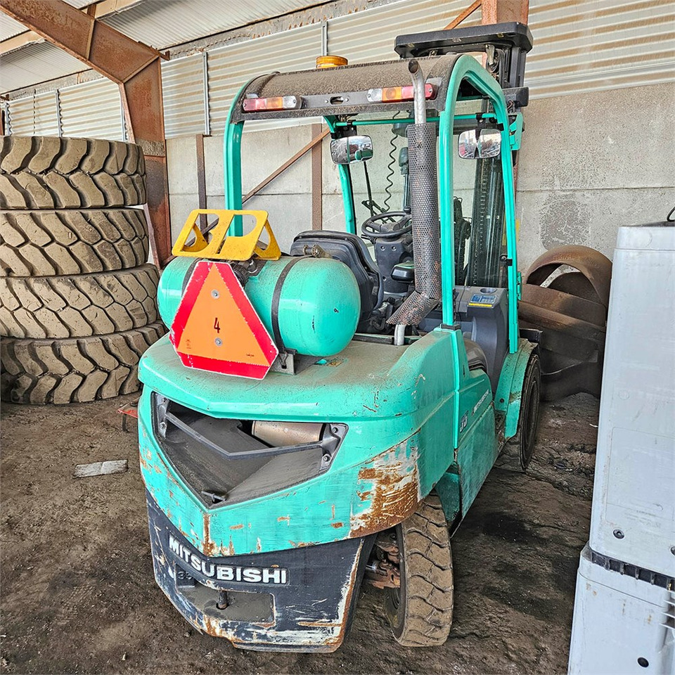 Mitsubishi FG35N - 叉车:图5 Mitsubishi FG35N - 叉车:图5