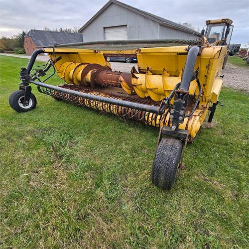 New Holland FX40 - 收割机:图1 New Holland FX40 - 收割机:图1
