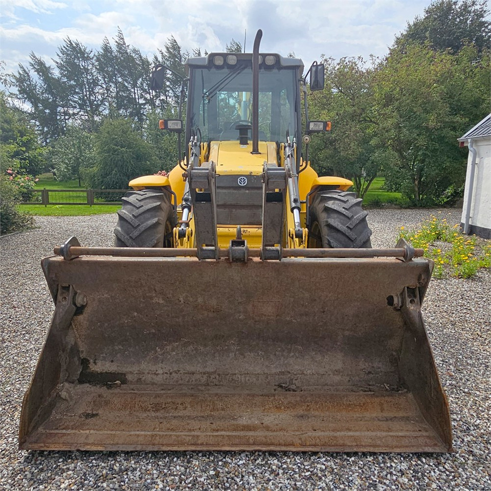 New Holland LB115 B-4PS - 反铲装载机:图3 New Holland LB115 B-4PS - 反铲装载机:图3