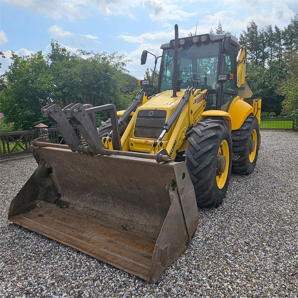 New Holland LB115 B-4PS - 反铲装载机:图4 New Holland LB115 B-4PS - 反铲装载机:图4