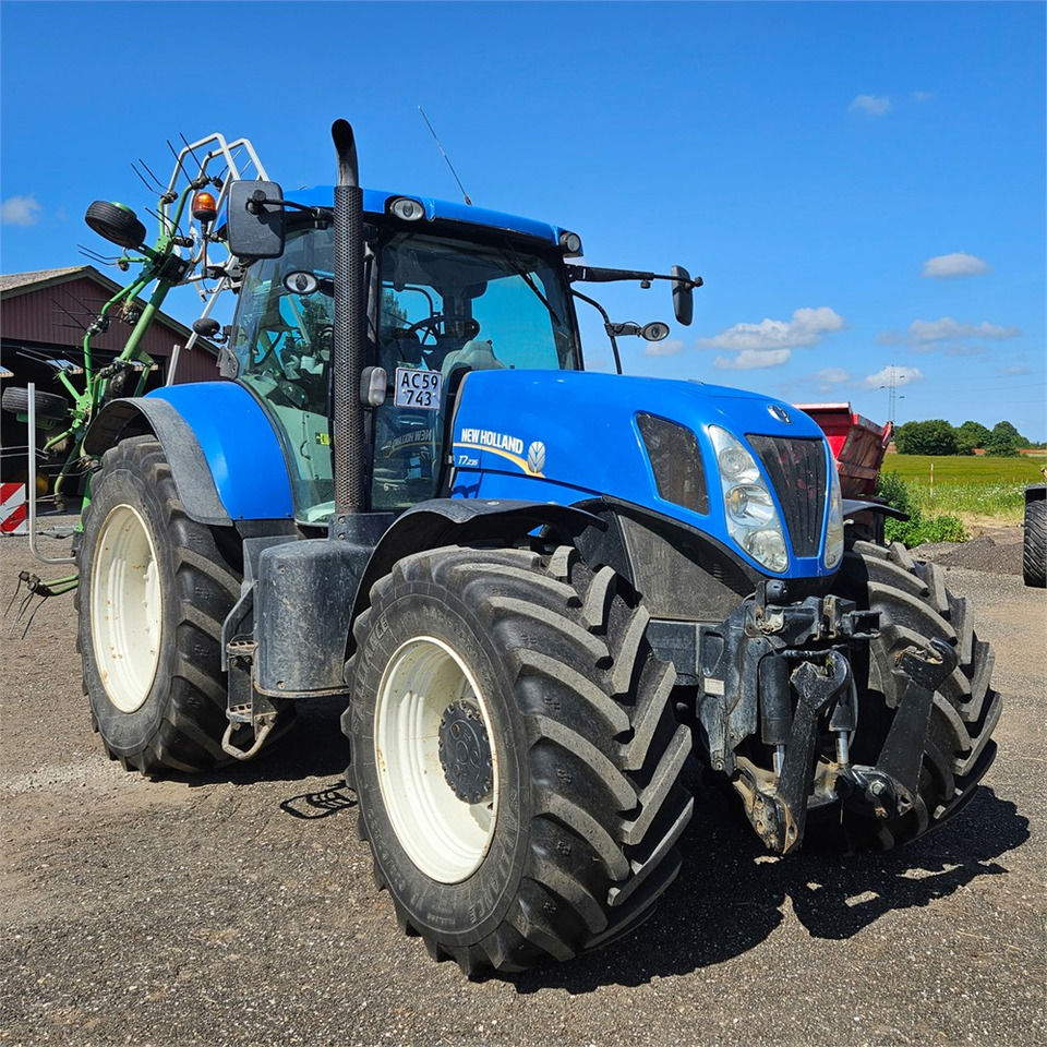 New Holland T7.235 Power Command - 拖拉机:图1 New Holland T7.235 Power Command - 拖拉机:图1
