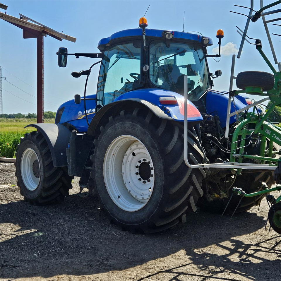 New Holland T7.235 Power Command - 拖拉机:图4 New Holland T7.235 Power Command - 拖拉机:图4