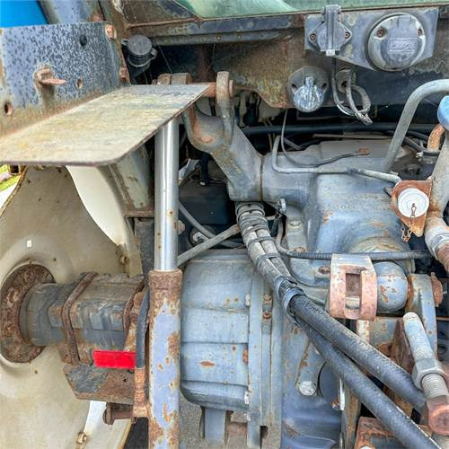 New Holland TS90 租赁 New Holland TS90：图27