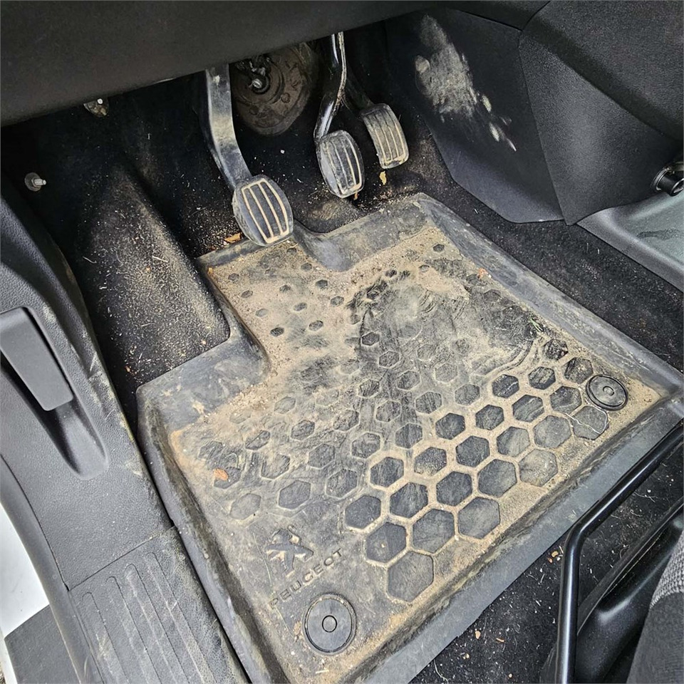 紧凑型面包车 Peugeot Partner 1,5 Blue HDI 100 L1:图15 紧凑型面包车 Peugeot Partner 1,5 Blue HDI 100 L1:图15